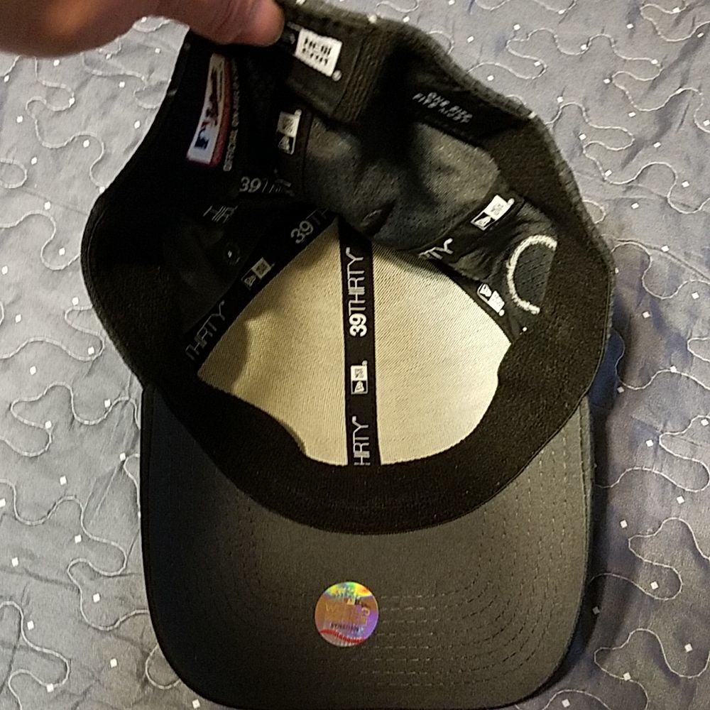 Boston 2018 World Champs hat - Picture 2 of 6